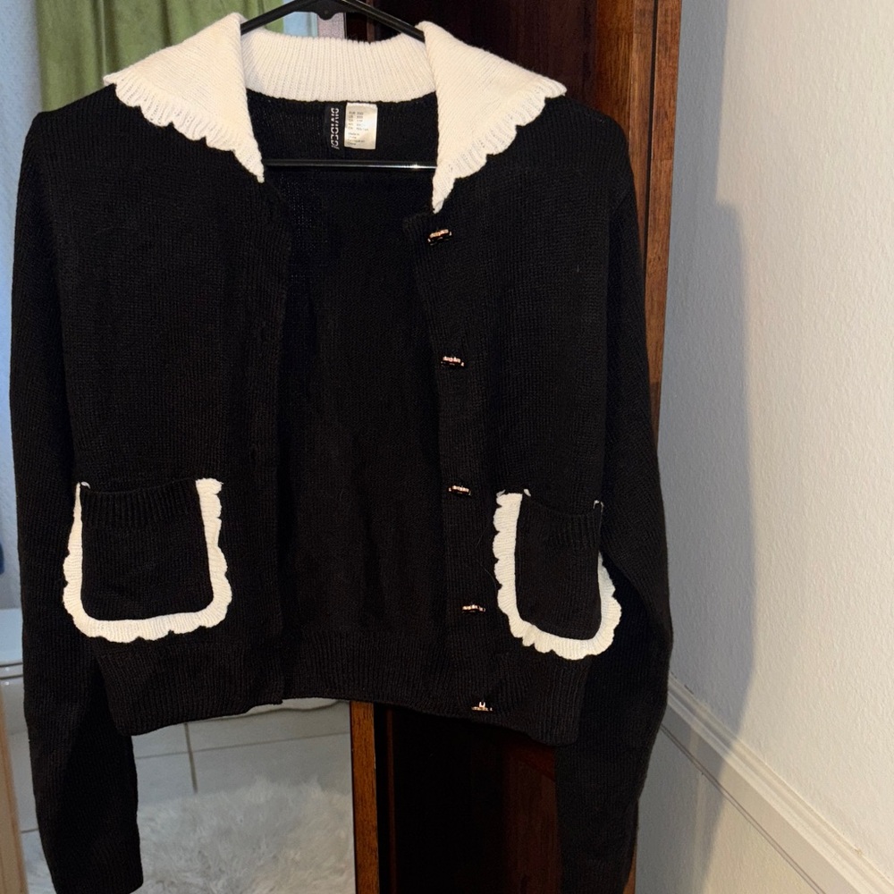 H&M Black and White Scalloped Cardigan